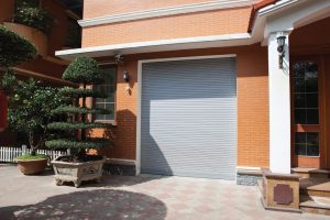 Cửa cuốn garage biệt thự vận hành tự động